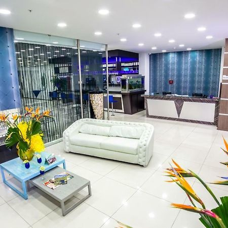 Aw Hotel Plaza Miranda Bogota Ngoại thất bức ảnh