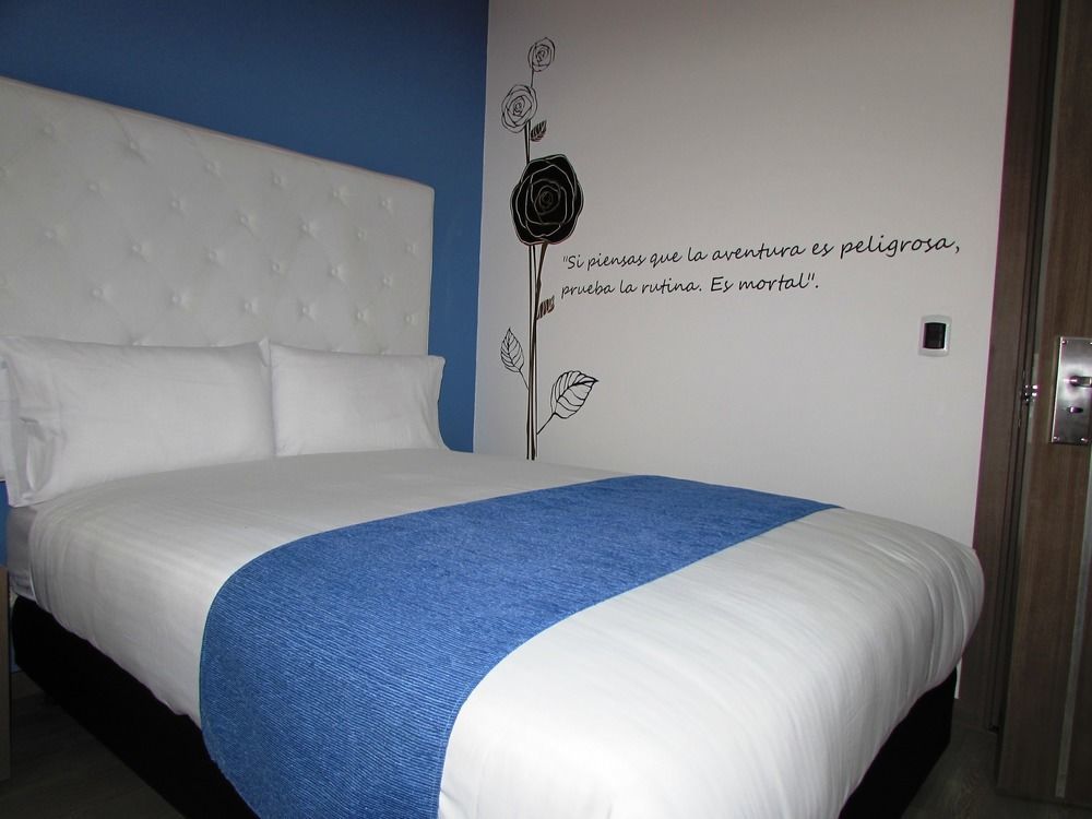 Aw Hotel Plaza Miranda Bogota Ngoại thất bức ảnh