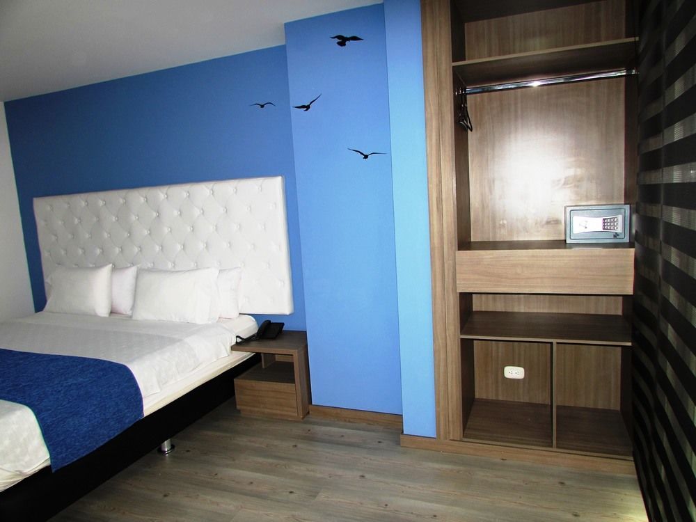 Aw Hotel Plaza Miranda Bogota Ngoại thất bức ảnh