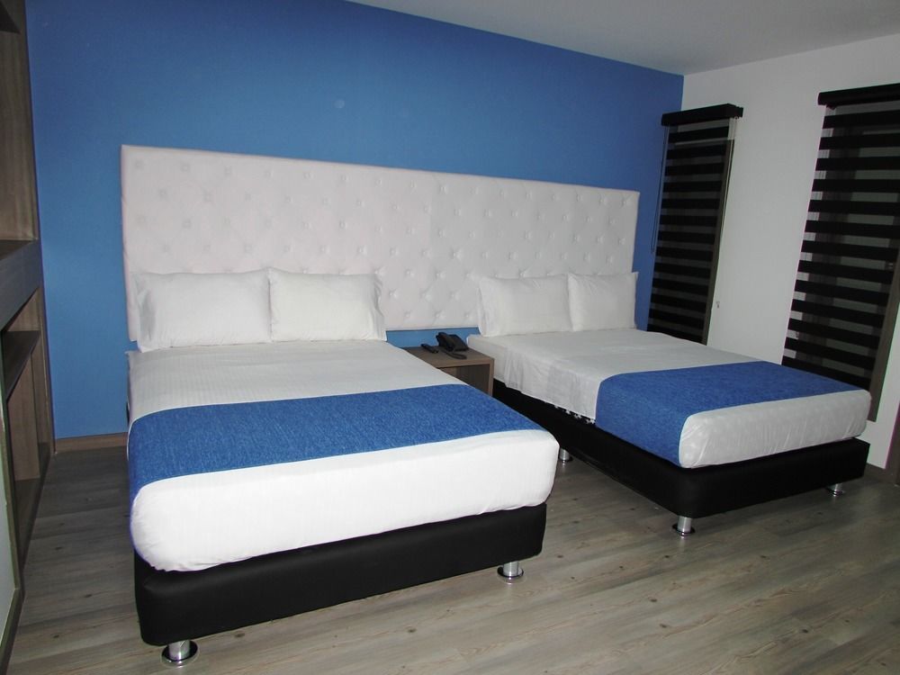 Aw Hotel Plaza Miranda Bogota Ngoại thất bức ảnh